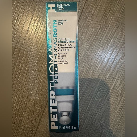 Peter Thomas Roth Peptide Skinjection fill and fix undereye cream! Full size - Picture 2 of 8